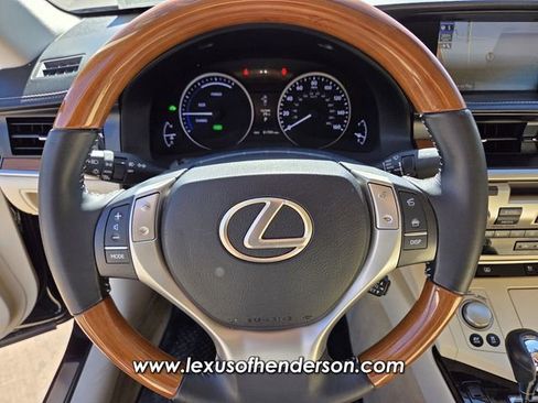 Used 2013 Lexus ES 300h 300h w/ Luxury Pkg image 23