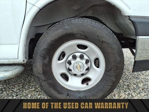 Used 2024 Chevrolet Express 2500 w/ Driver Convenience Package image 10