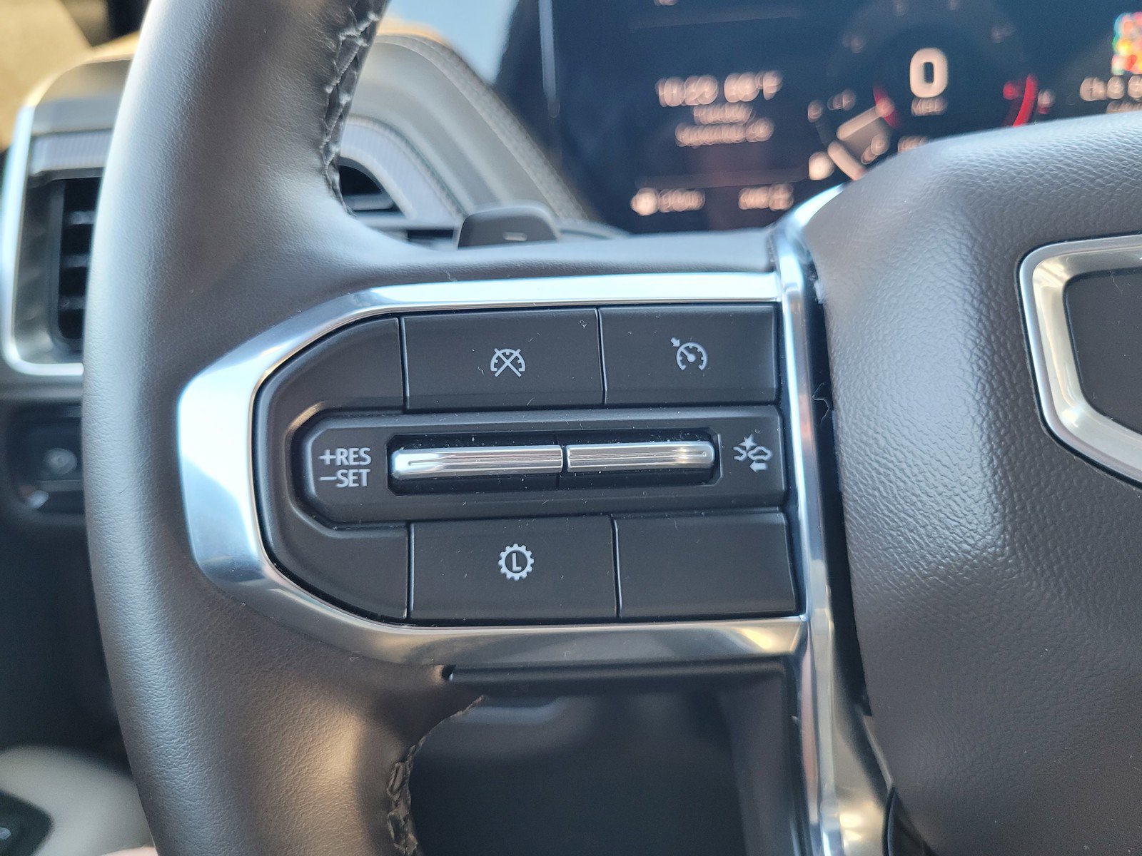 Used 2026 GMC Yukon XL Elevation AWD/4WD image 24