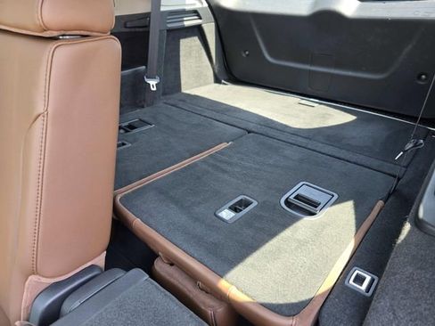 Used 2023 Acura MDX SH-AWD w/ Advance Package image 11