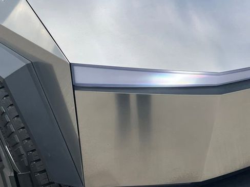 Used 2024 Tesla Cybertruck Cyberbeast AWD/4WD image 33