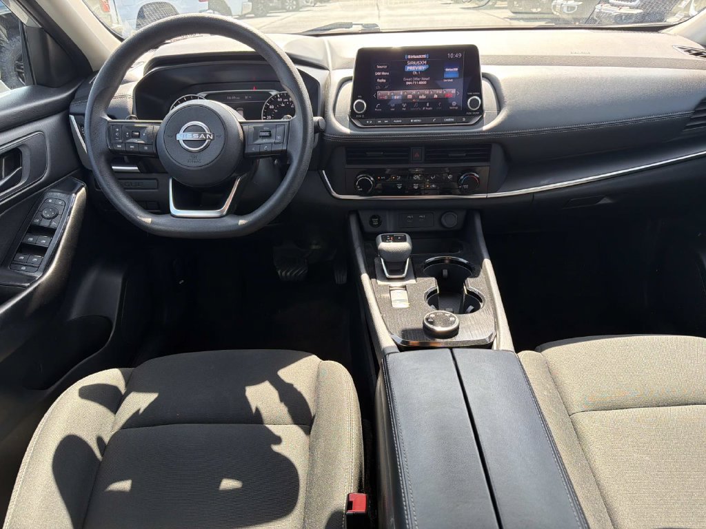 Used 2024 Nissan Rogue S AWD/4WD image 18