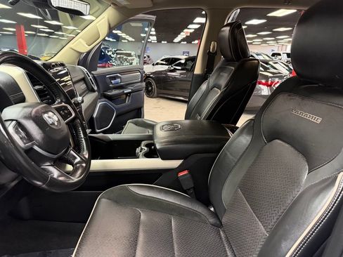 Used 2021 RAM 1500 Laramie AWD/4WD image 33