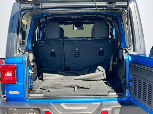 Certified 2026 Jeep Wrangler Unlimited Rubicon w/ Safety Group image 24