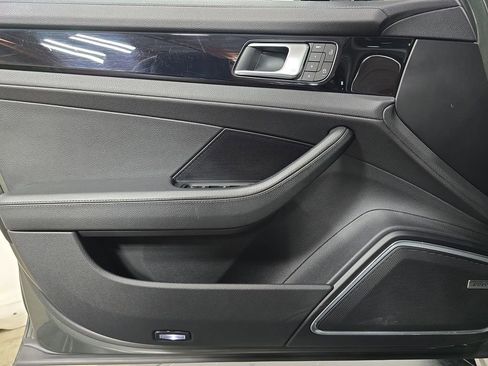 Certified 2023 Porsche Panamera 4 Platinum Edition AWD/4WD image 22