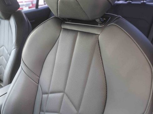 Used 2024 BMW i5 eDrive40i w/ M Sport Package image 21