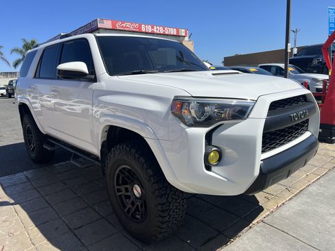 Used 2016 Toyota 4Runner Trail image 1