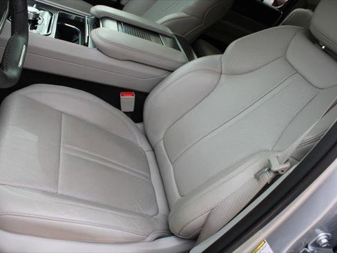 Certified 2023 Jeep Wagoneer Series II w/ Convenience Group I image 24