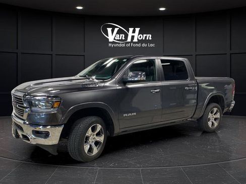 Used 2020 RAM 1500 Laramie AWD/4WD image 3