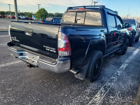 Used 2015 Toyota Tacoma PreRunner w/ SR5 Package RWD image 7