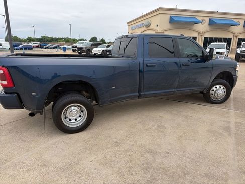 Used 2024 RAM 3500 Laramie w/ Towing Technology Group AWD/4WD image 13