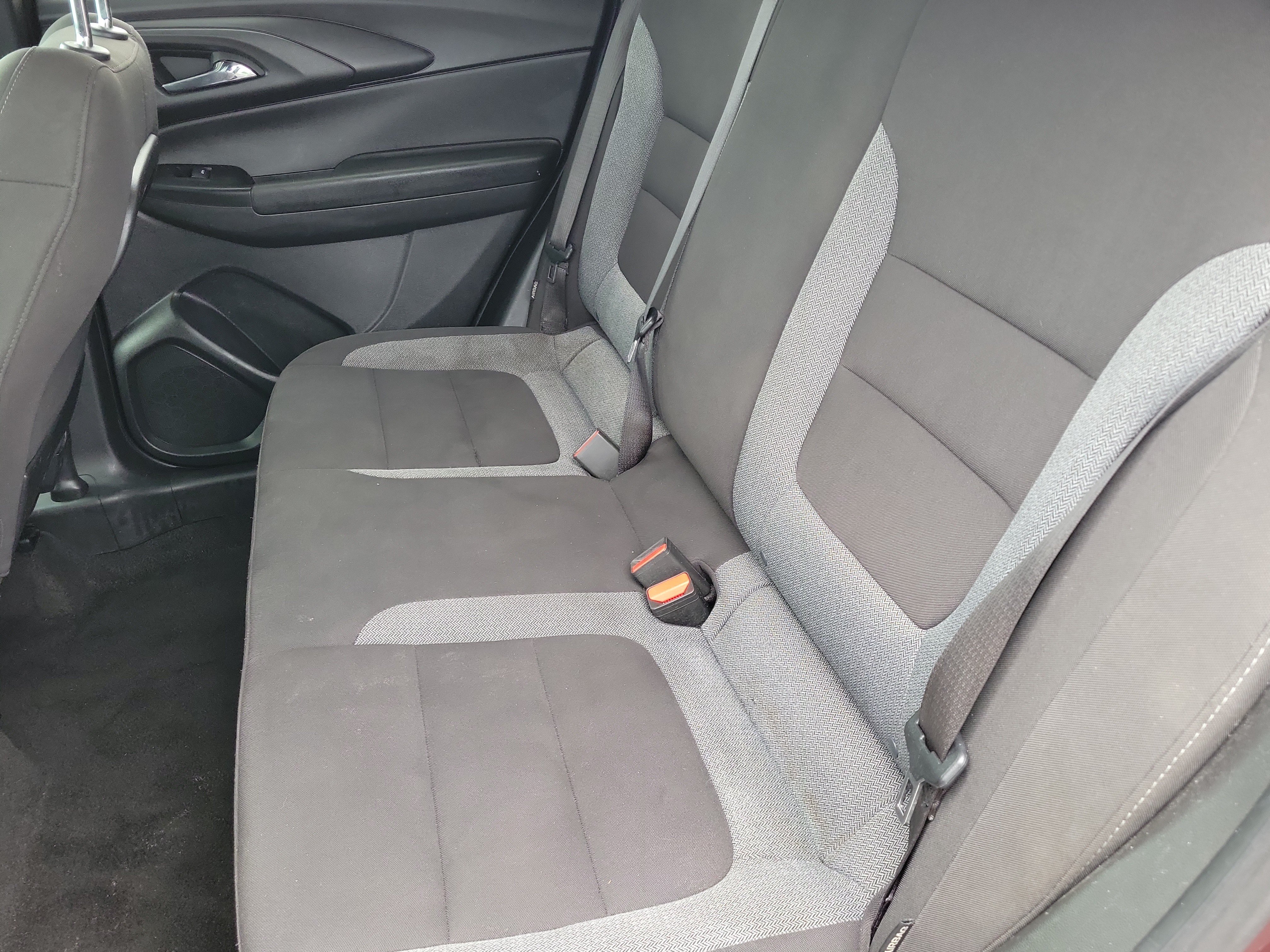 Used 2023 Chevrolet TrailBlazer LT FWD image 12