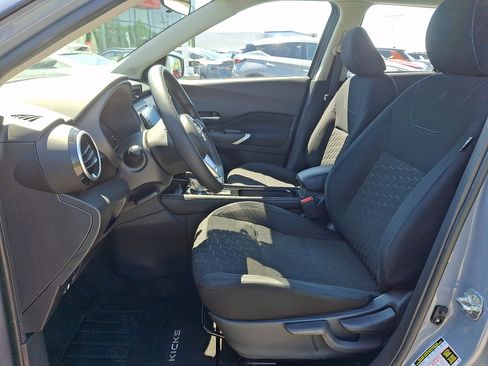Certified 2023 Nissan Kicks SV FWD image 14
