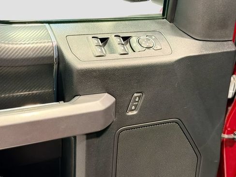 Used 2019 Ford F150 XLT w/ Equipment Group 302A Luxury AWD/4WD image 17