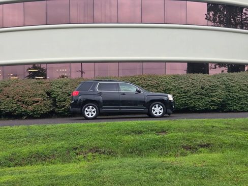 Used 2015 GMC Terrain SLT AWD/4WD image 1