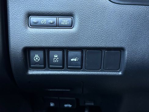 Used 2019 Nissan Murano SV AWD/4WD image 28
