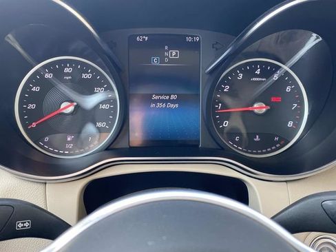 Used 2021 Mercedes-Benz GLC 300 image 35