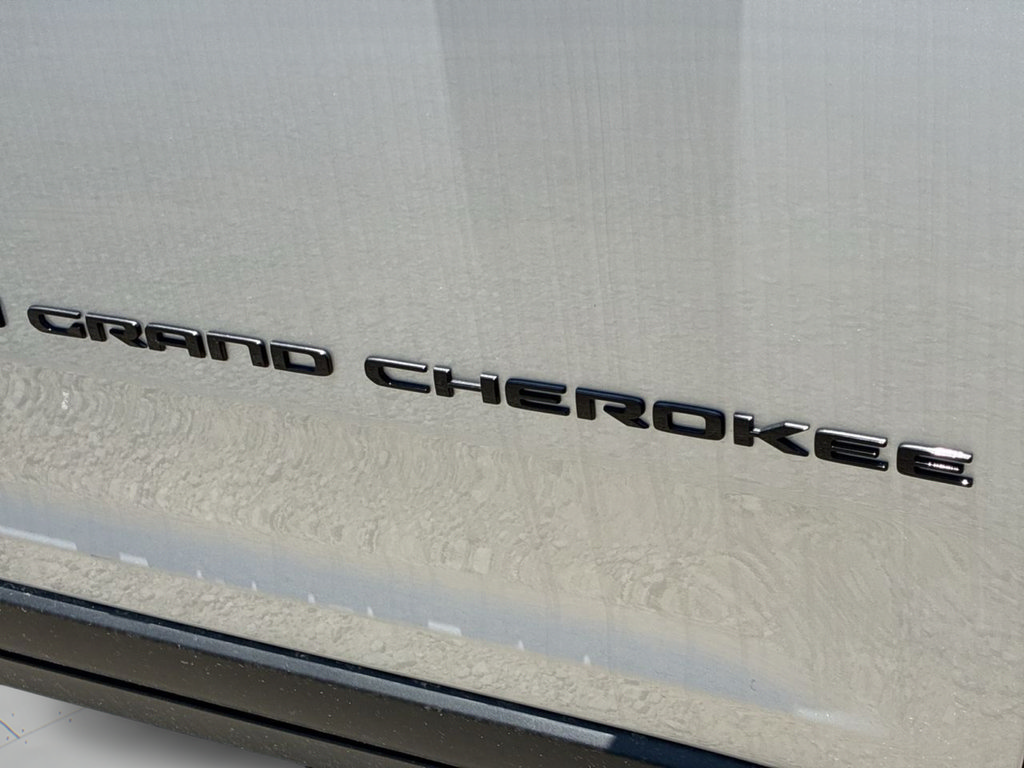 New 2025 Jeep Grand Cherokee Altitude RWD image 45
