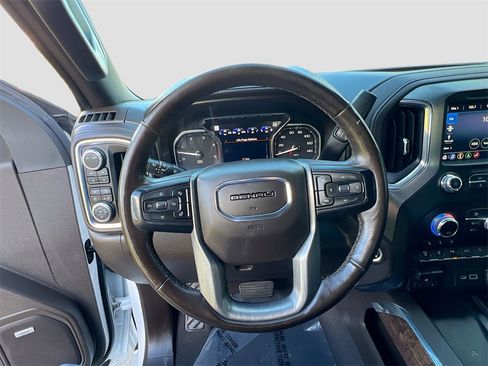 Used 2021 GMC Sierra 2500 Denali w/ Denali Ultimate Package image 11