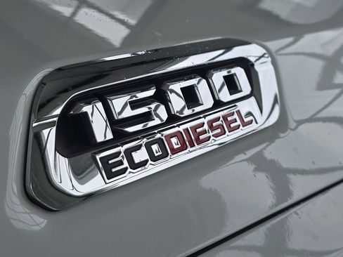 Used 2023 RAM 1500 Limited image 15