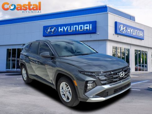 New 2026 Hyundai Tucson SE image 1