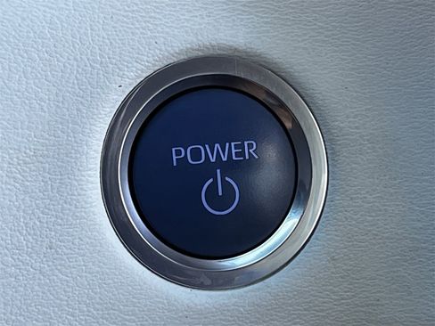 Used 2023 Toyota Tundra Capstone image 19