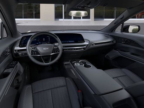 New 2026 Cadillac Lyriq Sport AWD/4WD image 15
