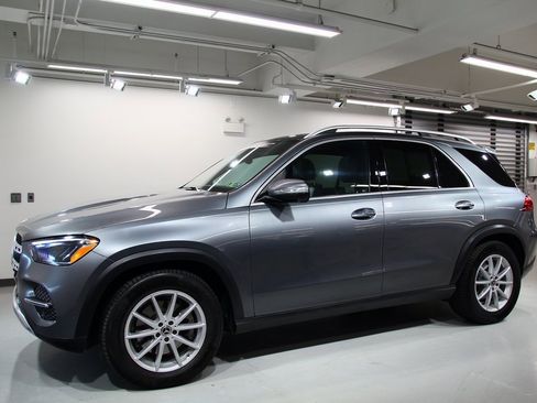 Used 2025 Mercedes-Benz GLE 350 4MATIC image 15