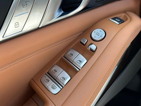 New 2026 BMW X7 xDrive40i AWD/4WD image 25