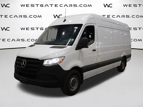 Used 2021 Mercedes-Benz Sprinter 2500 w/ Driver Convenience Package image 1