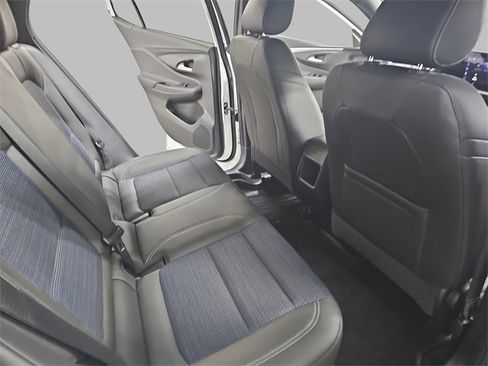 Certified 2024 Buick Envista Preferred w/ Convenience I Package image 11