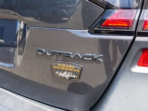 Used 2022 Subaru Outback Wilderness image 17