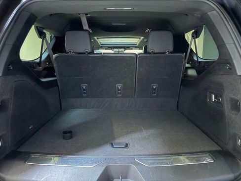 Used 2022 Cadillac Escalade ESV Premium Luxury RWD image 47
