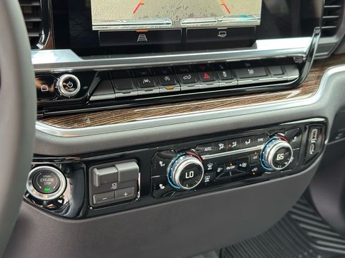 Used 2026 GMC Sierra 1500 Elevation AWD/4WD image 15