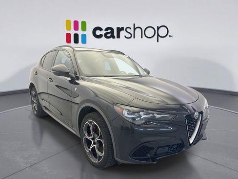 Used 2024 Alfa Romeo Stelvio Ti AWD/4WD image 7
