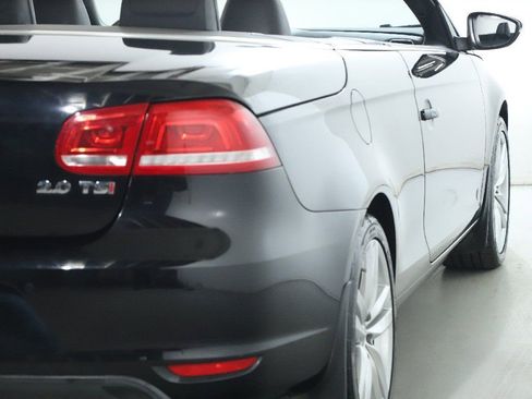 Used 2014 Volkswagen Eos Executive image 10