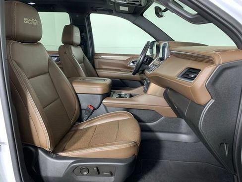 Used 2022 Chevrolet Tahoe High Country AWD/4WD image 20