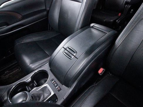 Used 2017 Toyota Highlander Limited image 10