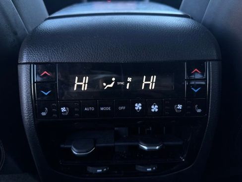 Certified 2023 Jeep Grand Cherokee Summit image 28