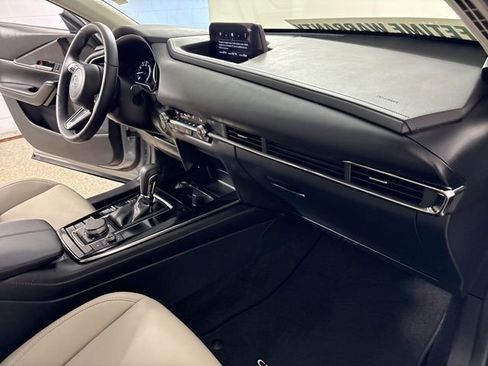 Used 2025 MAZDA CX-30 AWD 2.5 S w/ Preferred Package image 19