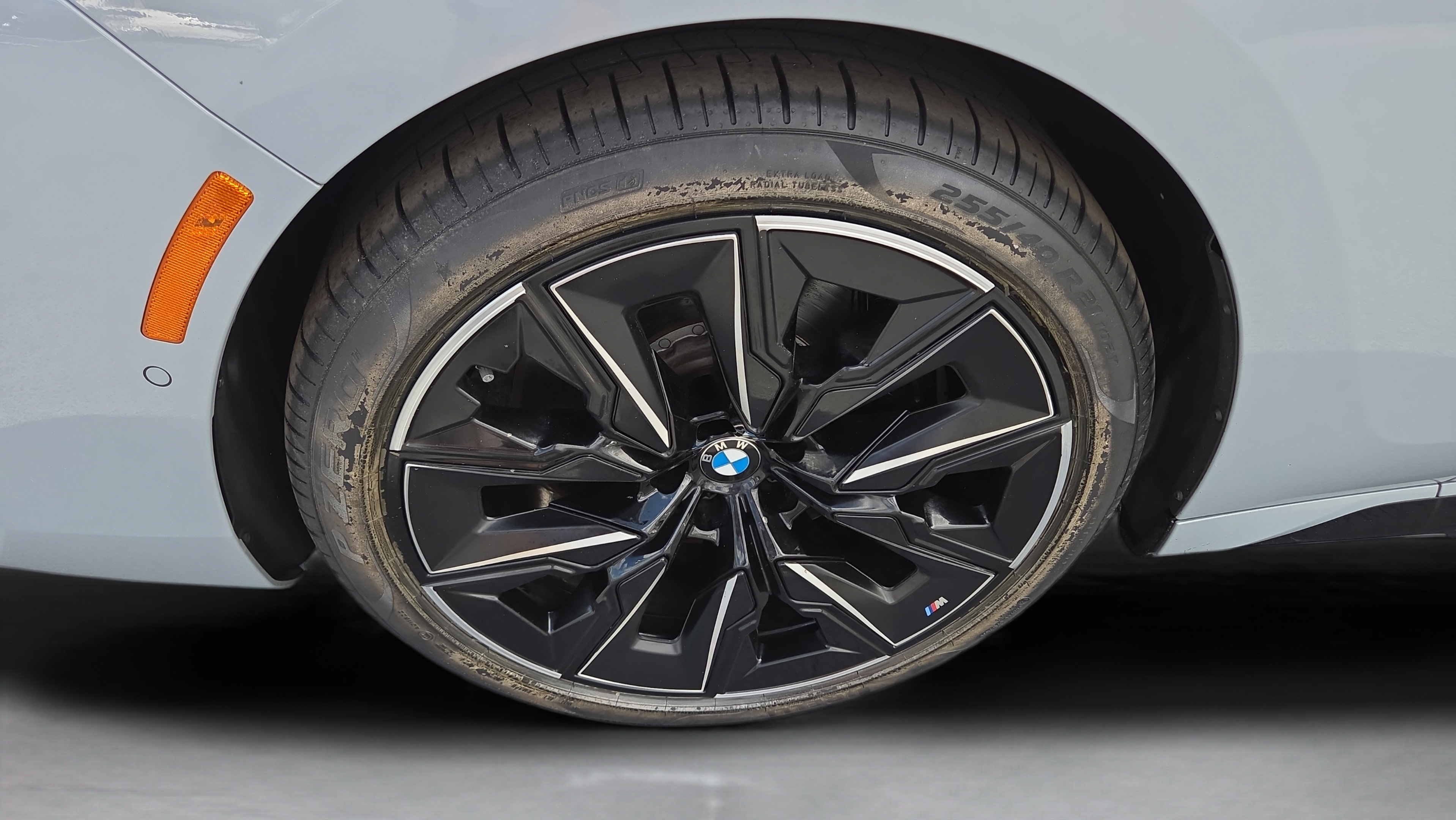 Certified 2023 BMW i7 xDrive60 AWD/4WD image 38