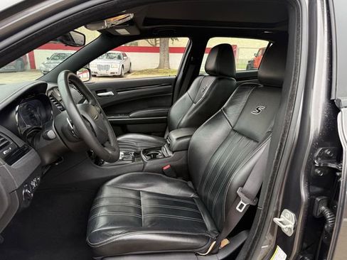 Used 2023 Chrysler 300 S image 26