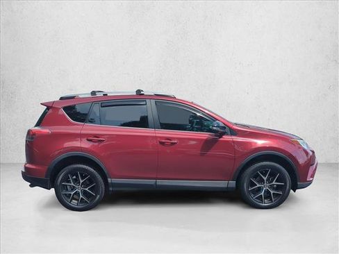 Used 2018 Toyota RAV4 SE w/ Power Extra Value Package AWD/4WD image 4