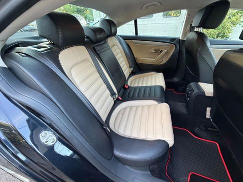 Used 2013 Volkswagen CC R-Line FWD image 32