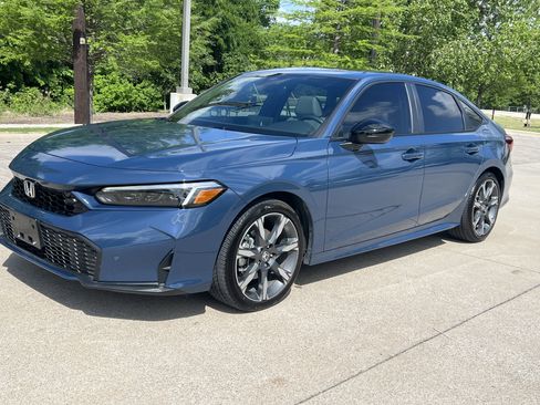 Used 2026 Honda Civic Sport Touring image 5
