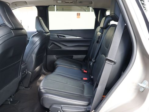 Certified 2022 INFINITI QX60 Luxe w/ Cargo Package image 17