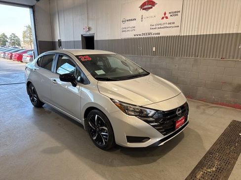 New 2025 Nissan Versa SR w/ Trunk Package image 1