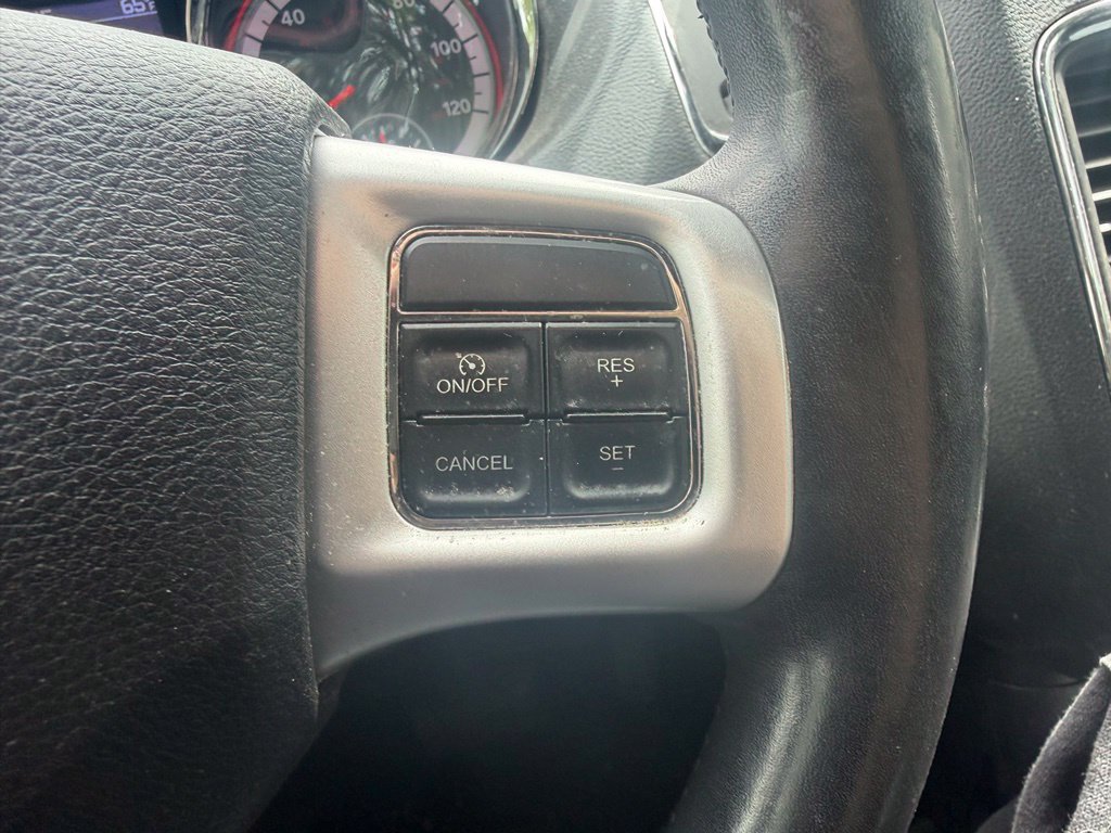 Used 2013 Dodge Grand Caravan R/T w/ Safety Sphere Group FWD image 18