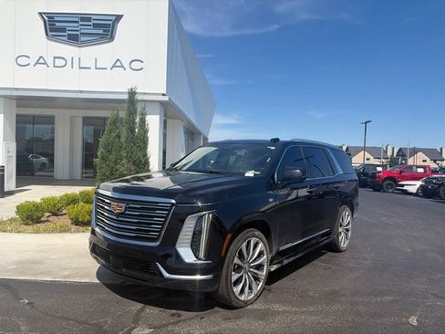 Certified 2026 Cadillac Escalade Platinum Luxury w/ LPO, Floor Liner Package AWD/4WD image 1