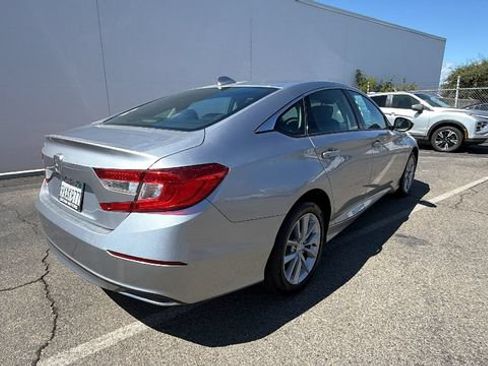 Used 2021 Honda Accord LX image 4